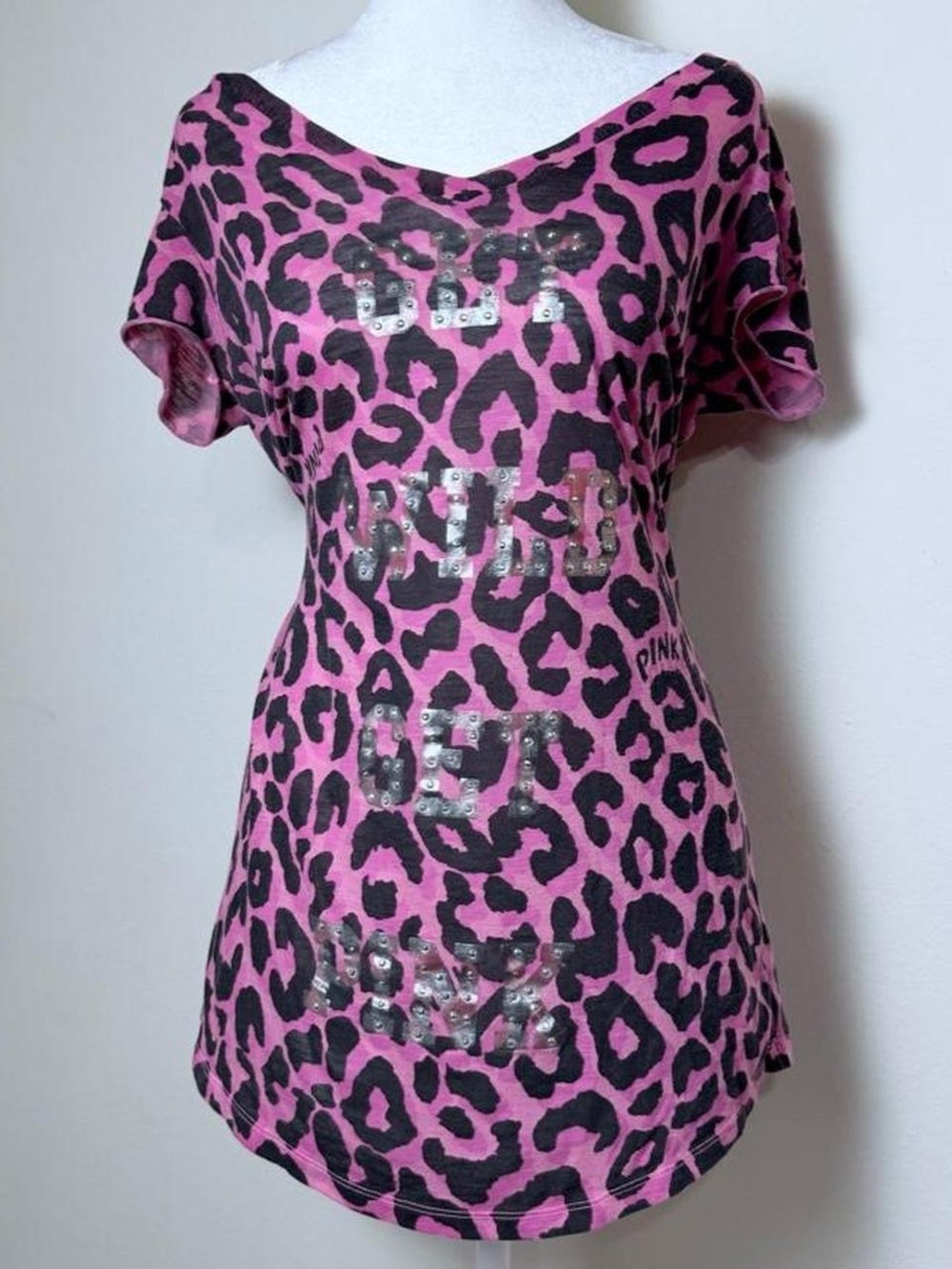 Y2K Victoria’s Secret pink leopard rhinestone top